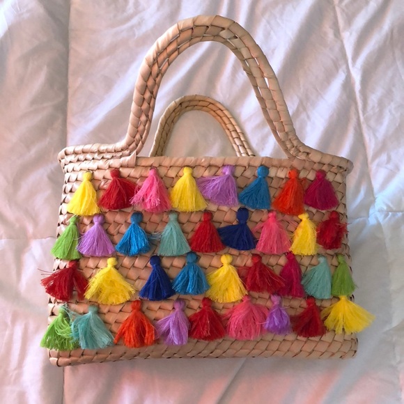 mexico city Handbags - Multi colored straw beach hand bag with tassel